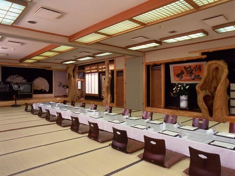 Motoyu Ryokan Ацуги Екстериор снимка