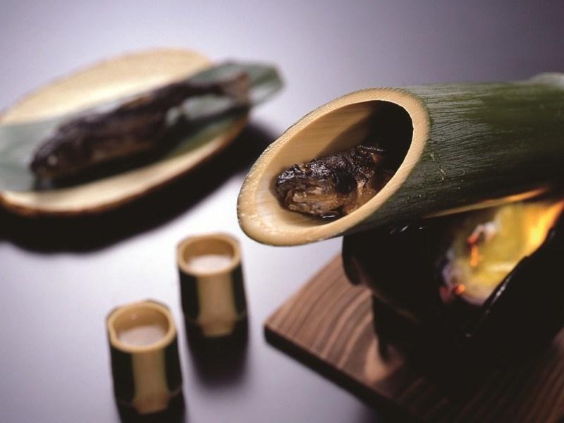 Motoyu Ryokan Ацуги Екстериор снимка