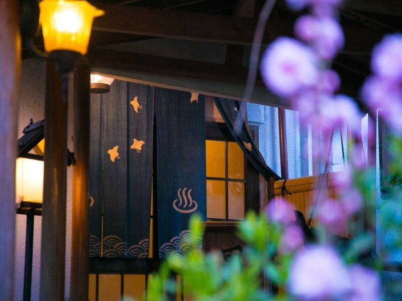 Motoyu Ryokan Ацуги Екстериор снимка