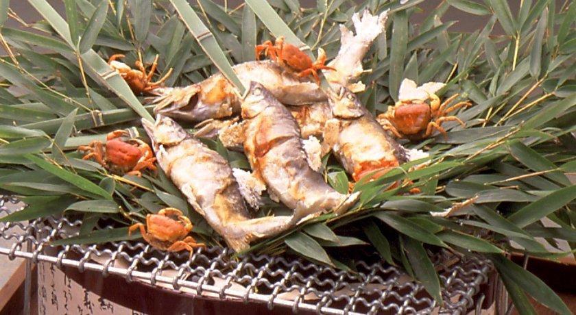 Motoyu Ryokan Ацуги Екстериор снимка